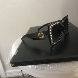 Gucci glasses